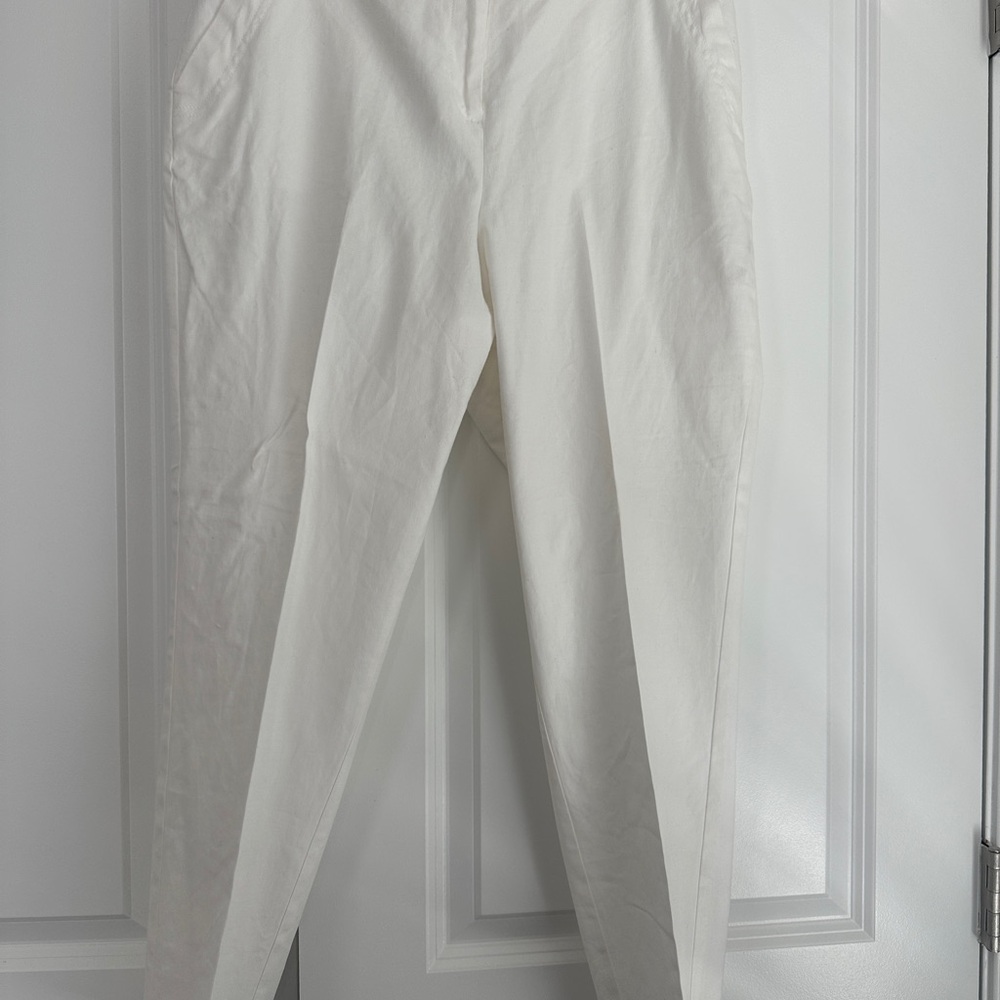 New York & Company White Ankle Cropped Pants